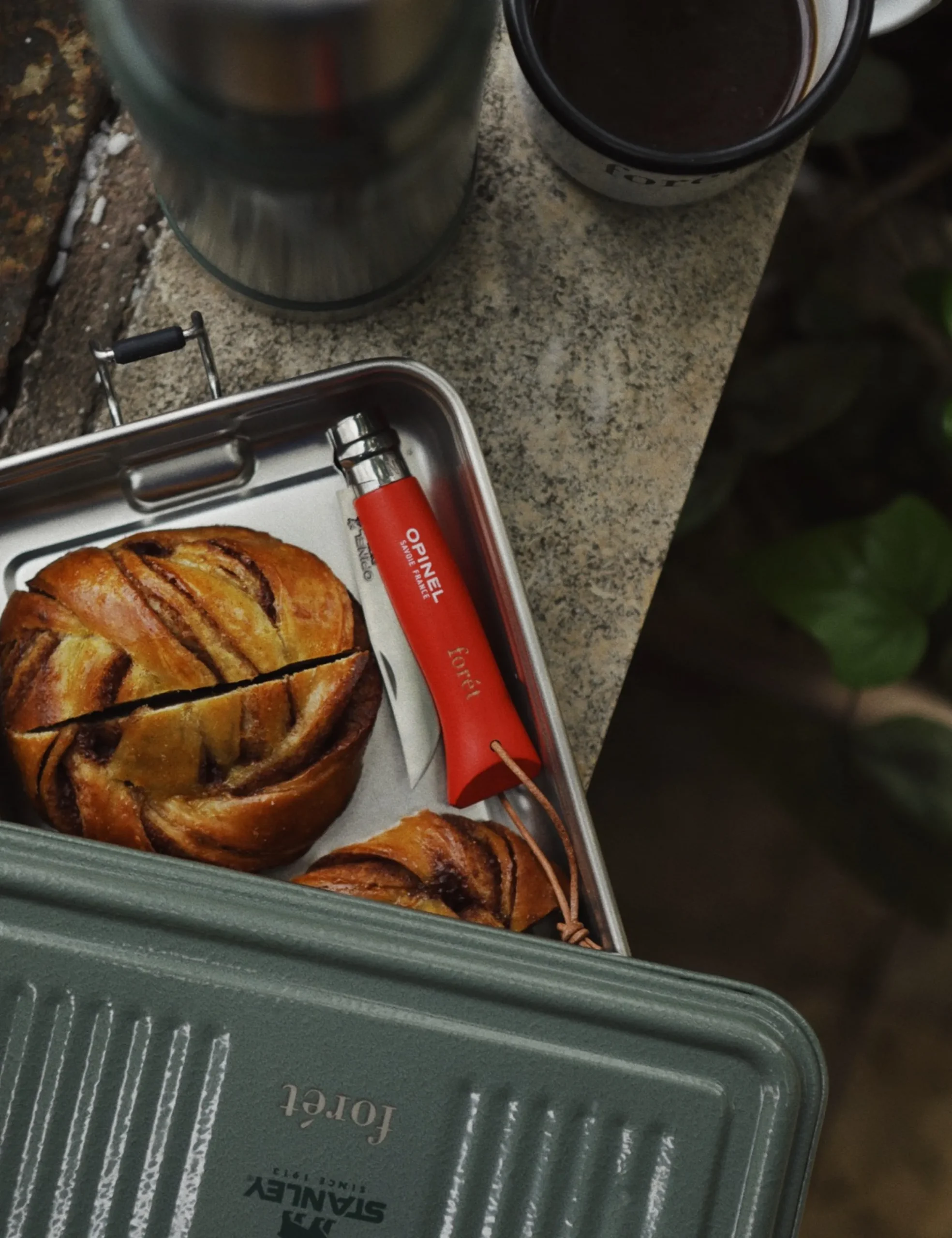 forét Outdoor Goods | Goods | FORÉT X STANLEY CLASSIC BOX - ARMY