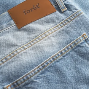 forét Pants | HEATH JEANS - WASHED LIGHT BLUE