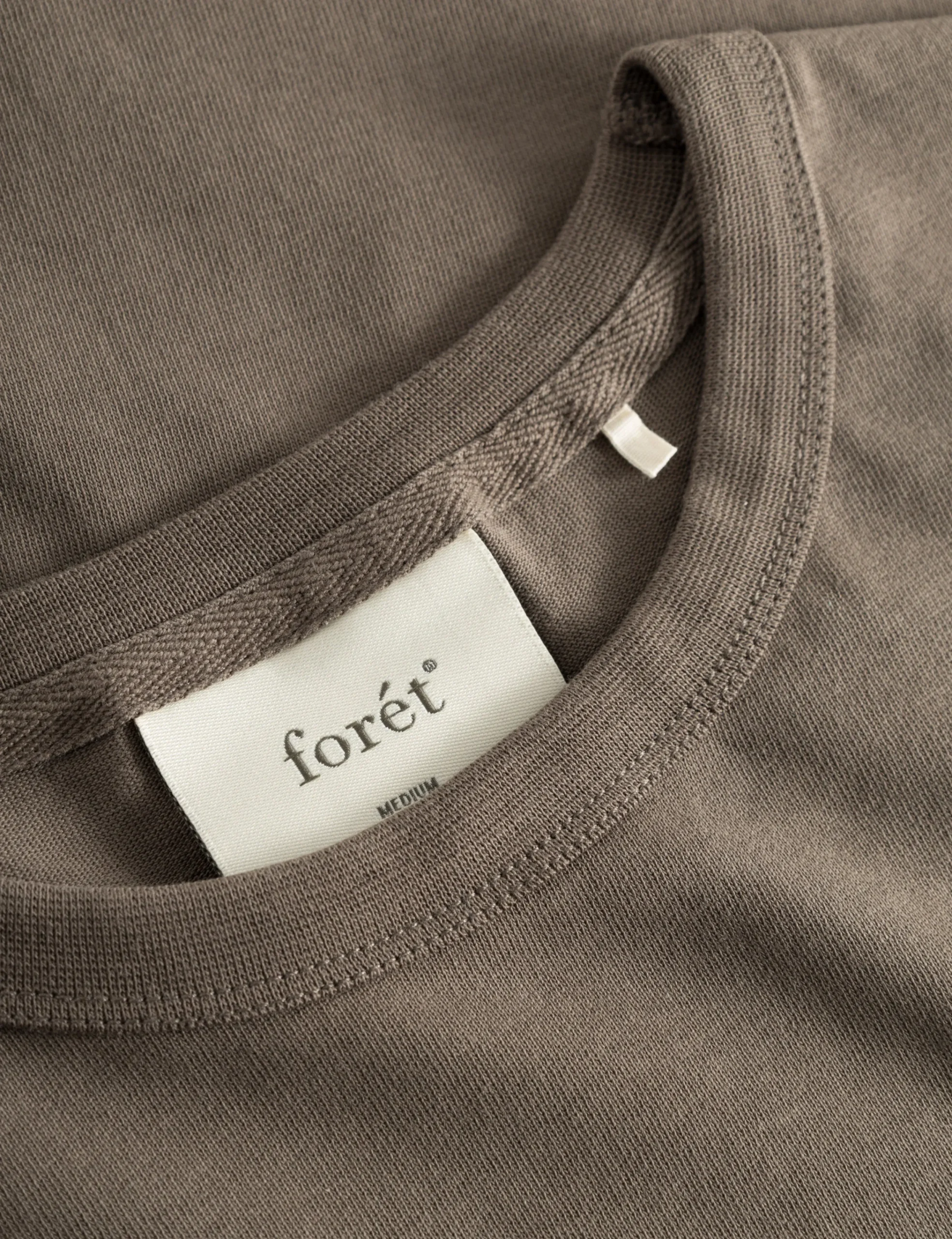 forét T-Shirts | OAK T-SHIRT - COLD BROWN