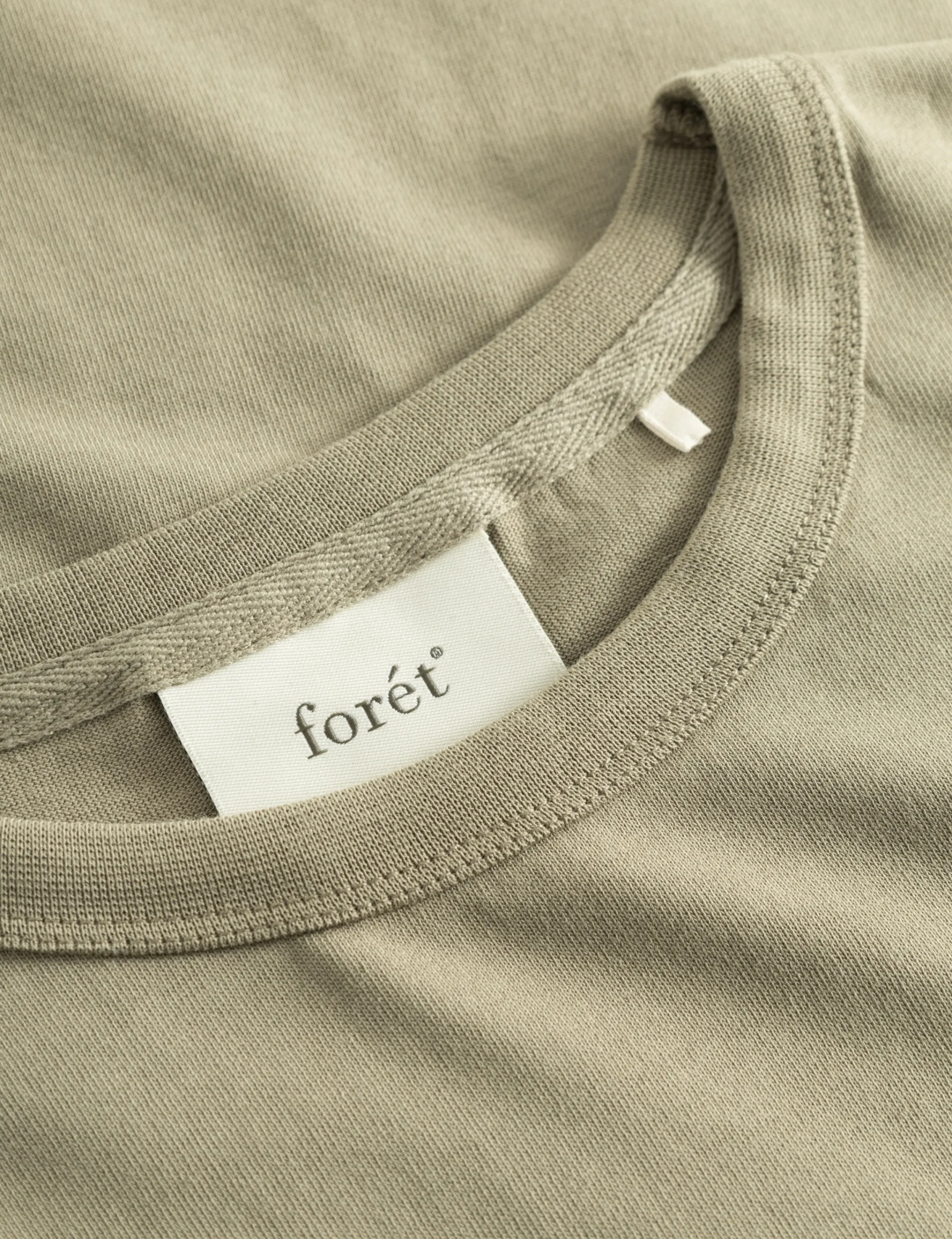 forét T-Shirts | OAK T-SHIRT - DUSTY OLIVE
